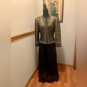 NWOTLanda Jacket & Skirt evening wear size 10 black & gold